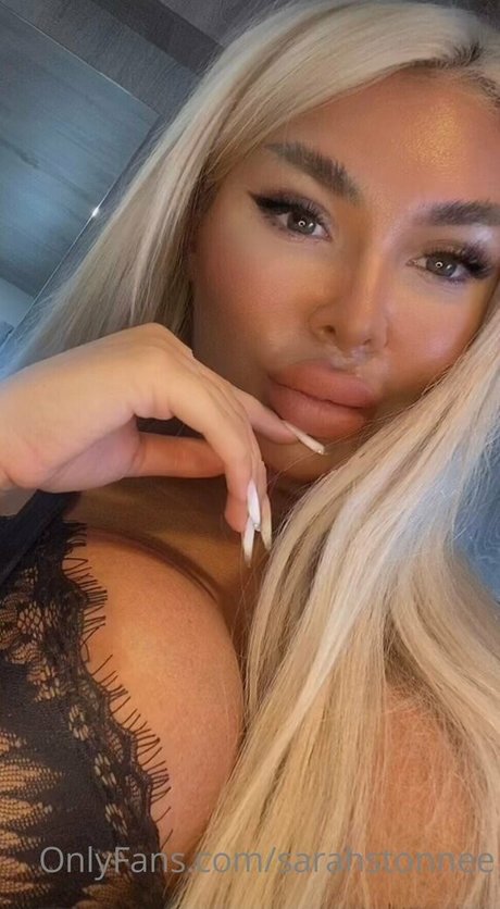 sarahstonnee naked pornstar img