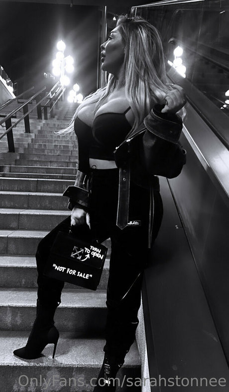 sarahstonnee pretty model galleries