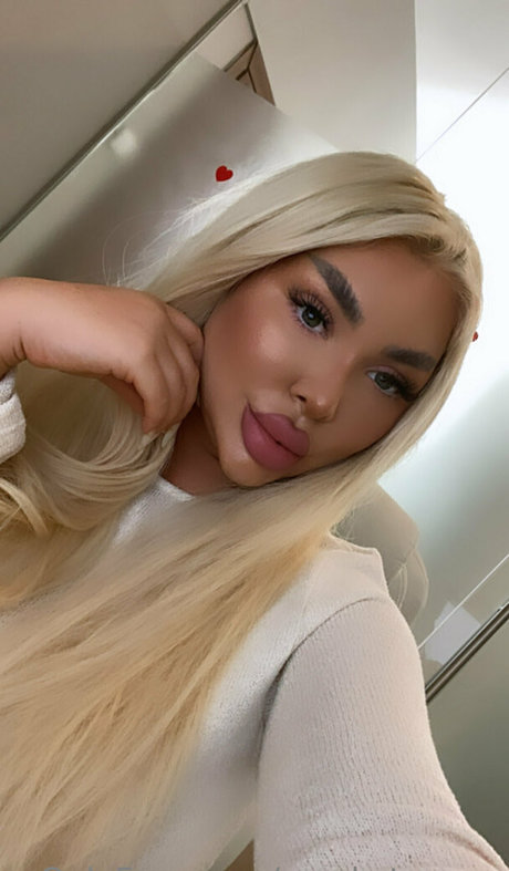 sarahstonnee model pornographic gallery