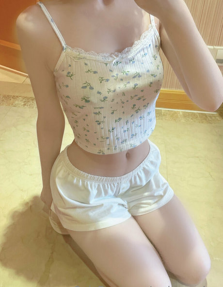 Popsodapeaches nude pornstar pic