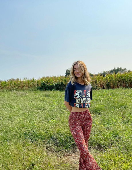 Autumren pornstar beautiful pictures