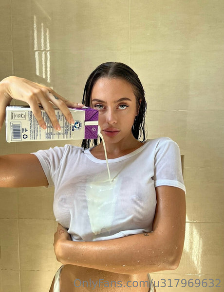 coramayxo model art archive