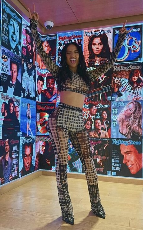 Becky G perfect star img