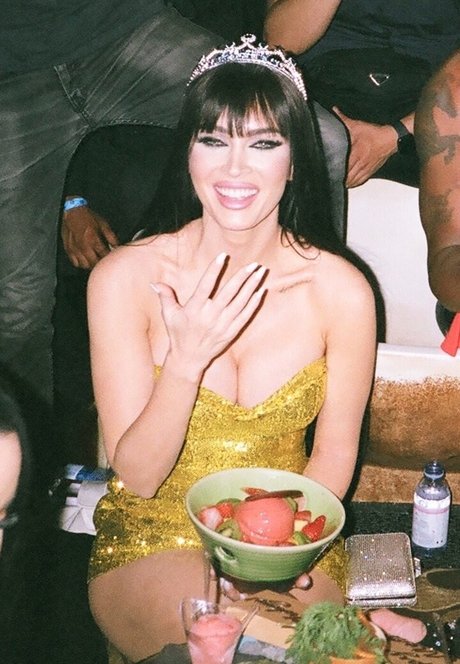 Megan Fox pornographic star img