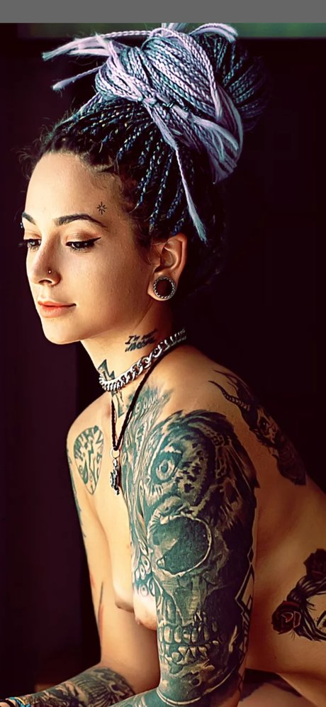 Yagmur Simsek_ nude star image