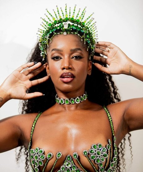 Iza Cantora pornstar xxx image