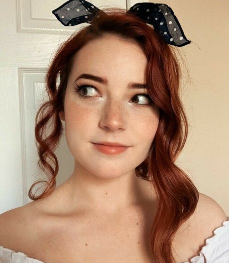 Goodnight Moon exclusive star pics