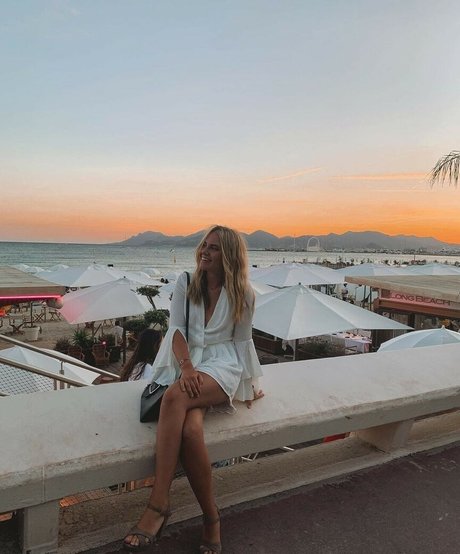 Axelle Maga pornstar hd img