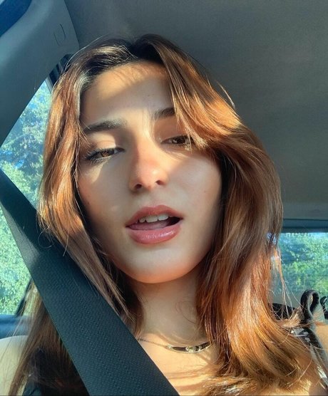 Aviya Danino nice star pic