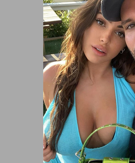 Bianca Censori nudes star img