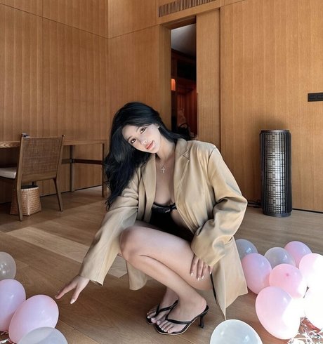 June Gong pornstar sex pics