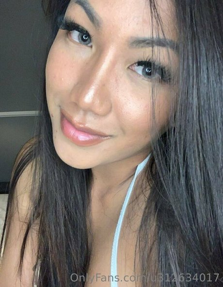 jannieasia pornographic model pic