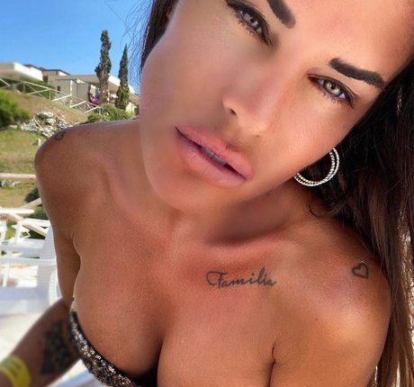 Antonella Mosetti sexy model photos