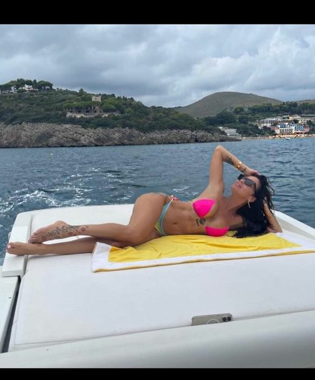 Antonella Mosetti star sexy pictures