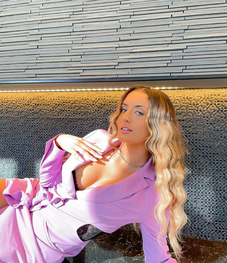 jilliantorres18 top pornstar galleries