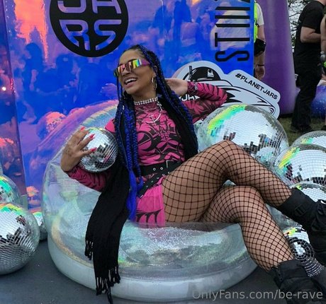 be rave sexy actress img