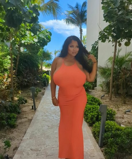 Monique Cooper star erotic archive