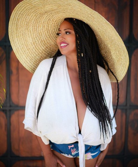 Monique Cooper model high quality pictures