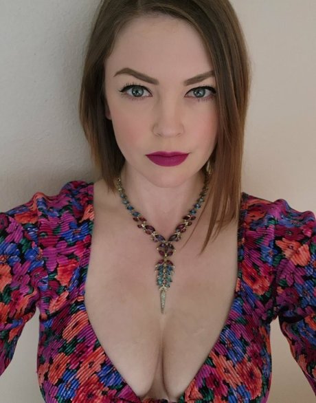 Bree Daniels model photo