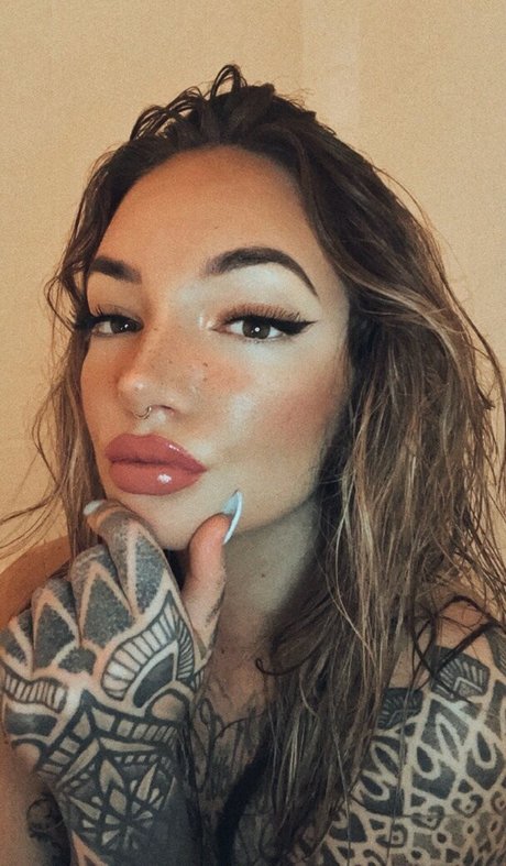 Brittany Zapata pornstar top galleries