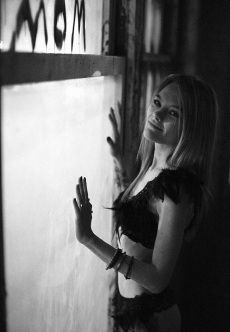 lilbird 777 beautiful model picture