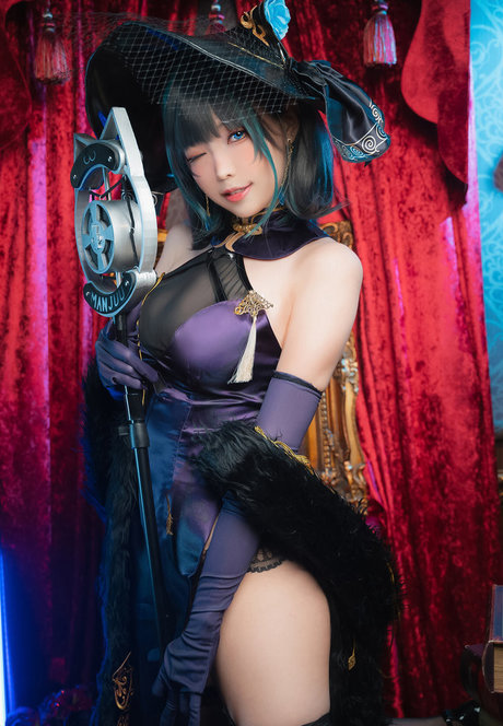 eeelyeee pornographic actress pictures