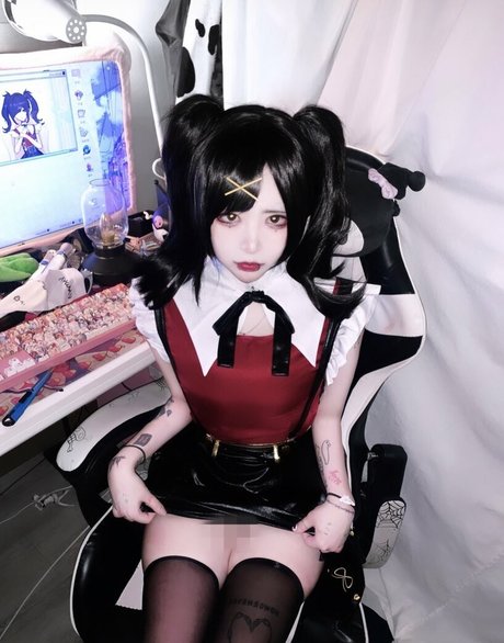 fishzombie pornstar naked picture