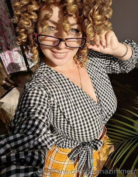 hannazimmerr nude star picture