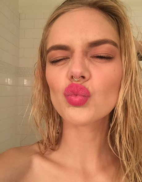 Samara Weaving pornstar high quality pictures