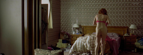 Tilda Swinton naked actress pic