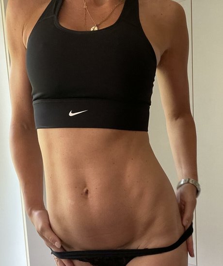 German mum 1989 VIP nude model picture