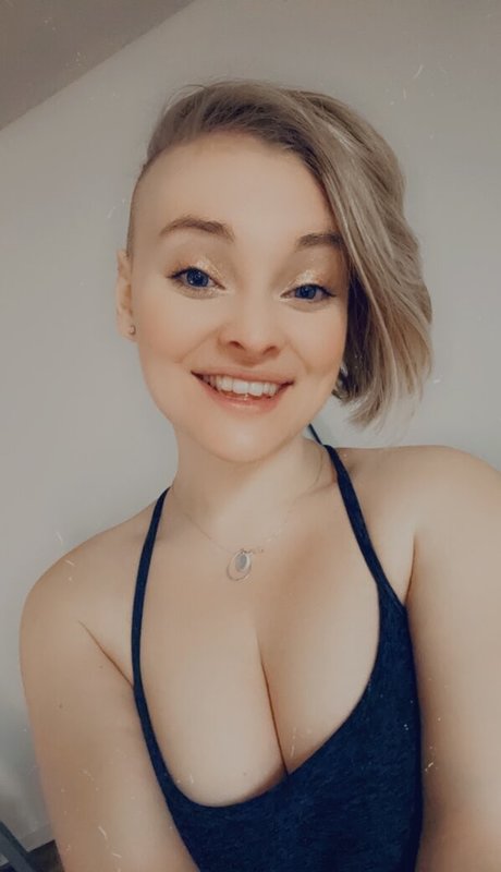 Harmony By Day hot star image