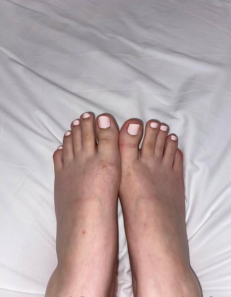 yourstrulymsfeet erotic pornstar archive