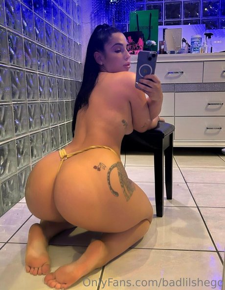 badlilshego pornstar nudes pic