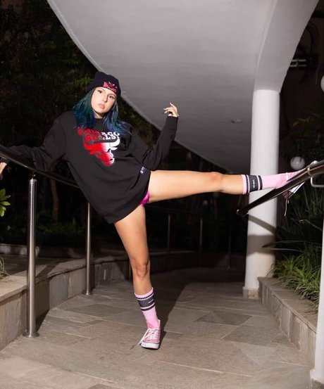 CamilotaXP model perfect photos