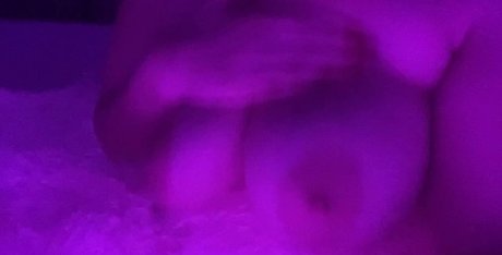 lolilealae sexy actress photo