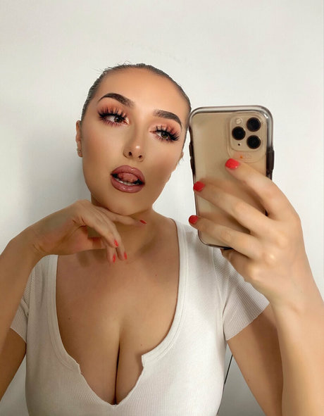 sammiewarren star beautiful pics