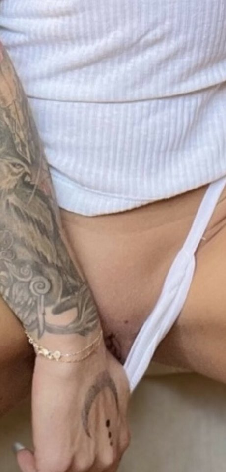 Lainey Griffin pornstar high quality gallery