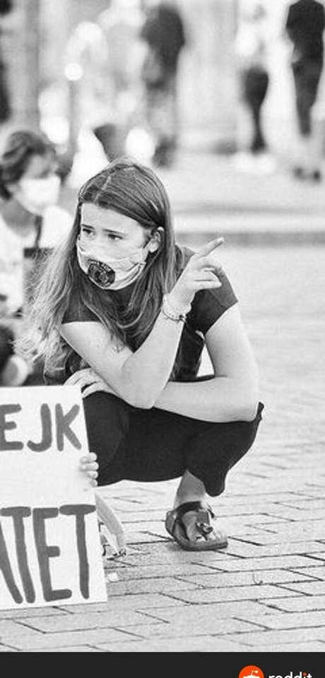 Luisa Neubauer star pretty galleries