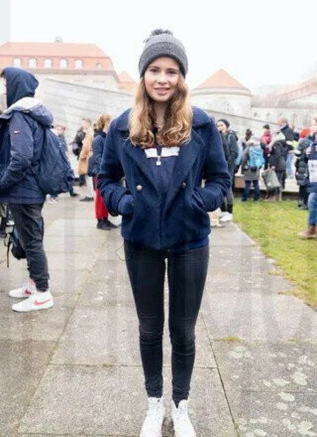 Luisa Neubauer adult model image