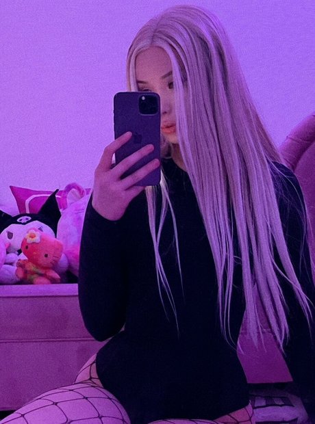 Carmen King hot model images