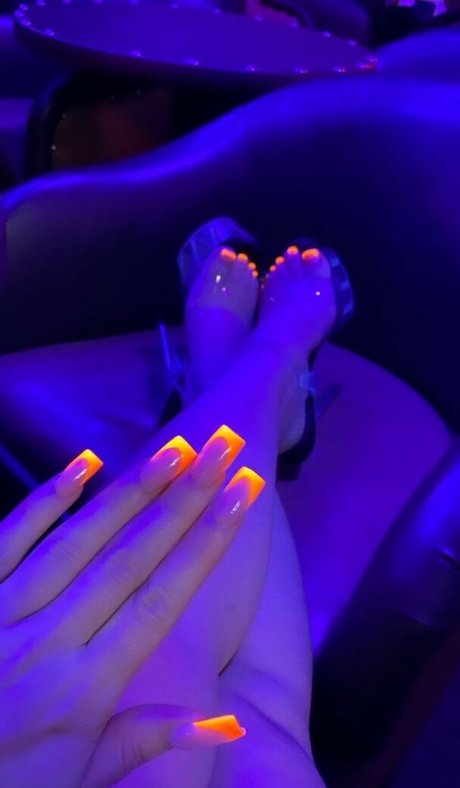 Yourloverjuicy erotic pornstar pictures