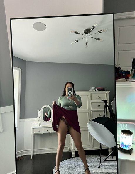 lady s nude star image