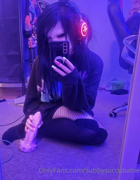 subbysuccubabie erotic model archive