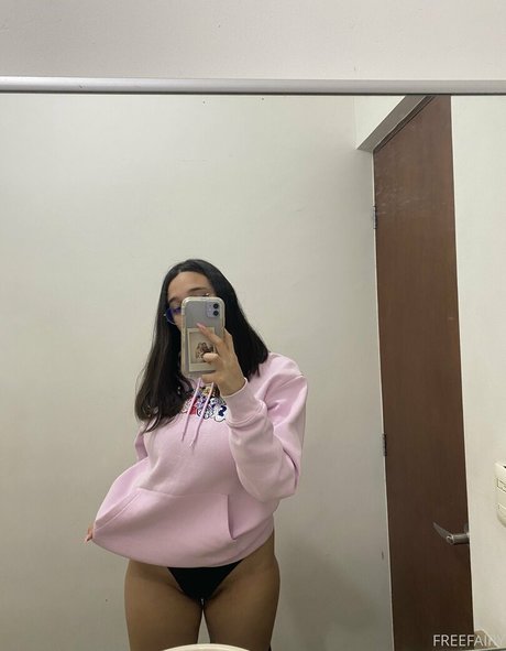 babyfreery model exclusive images