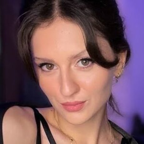 Anastasia ASMR xxx model image