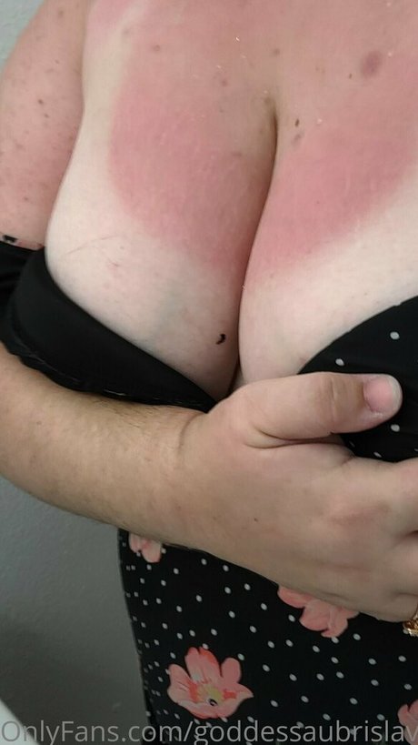 goddessaubrislav sex model img