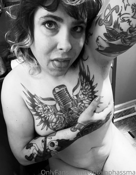 captainphassma pretty pornstar photo