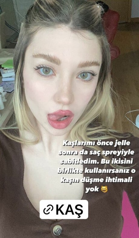 Snowmaiid perfect star photo