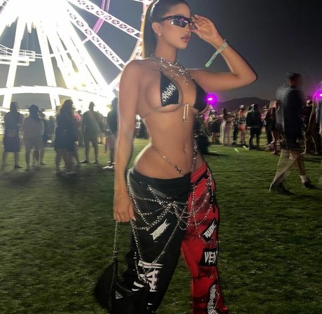 Stunnabby_ naked star photos